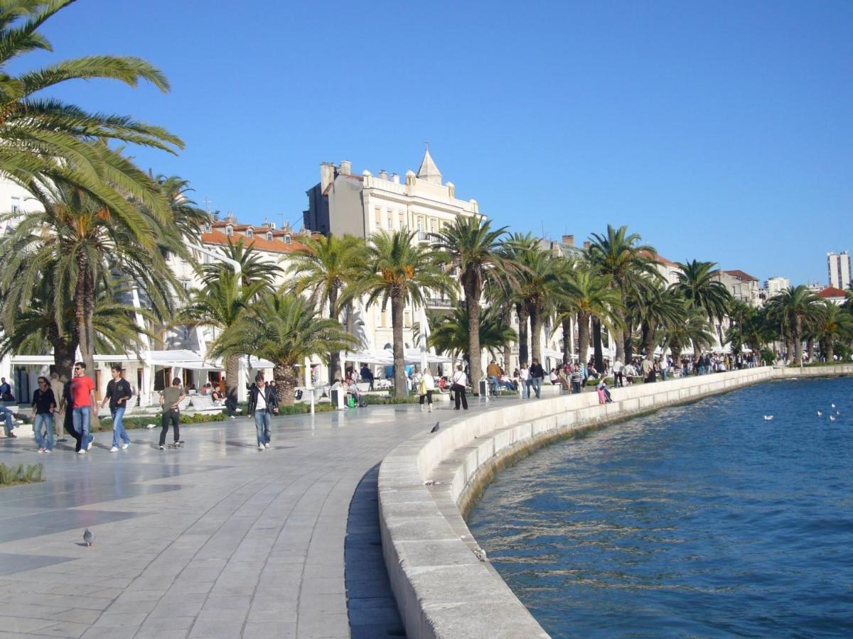 Awesome Stone House Hotel Split Bagian luar foto